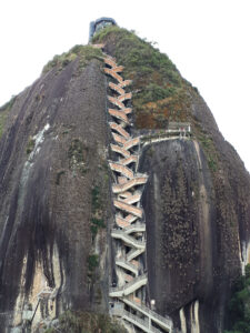 Ausblick Treppen hoch nach La Piedra